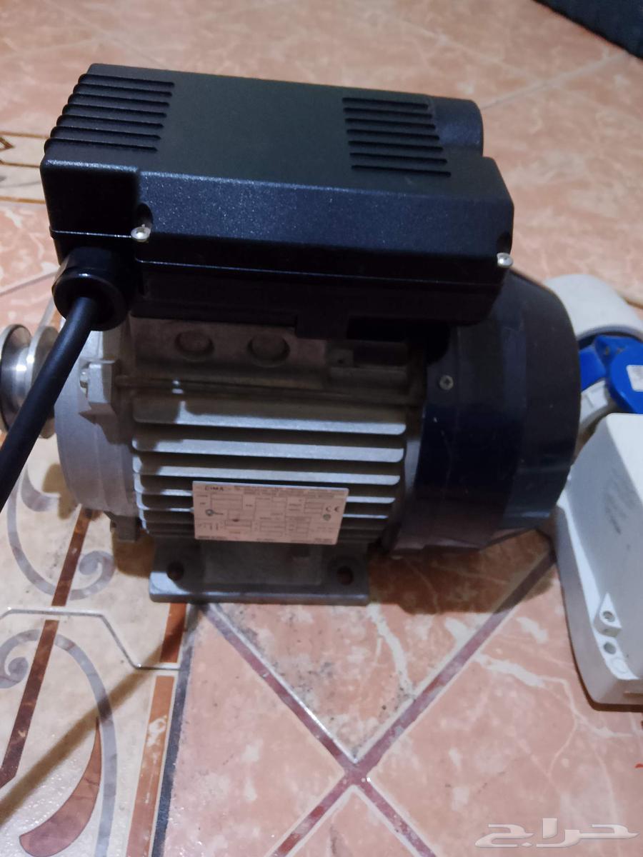 محرك كهربائى 1.5 hp ايطالى مع توصيلات التحكم 60hz64501802607489110