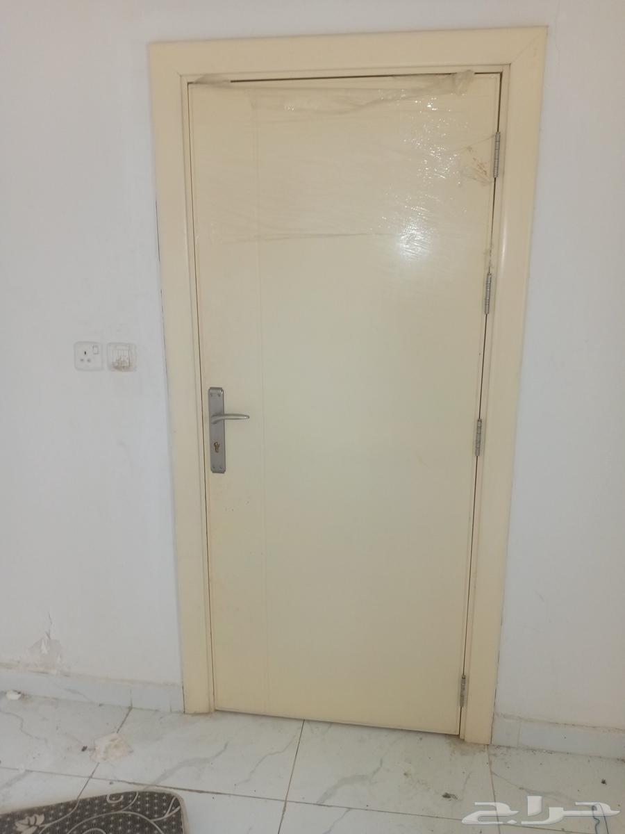 ابواب خشب نظيفه جدا64498646583811111