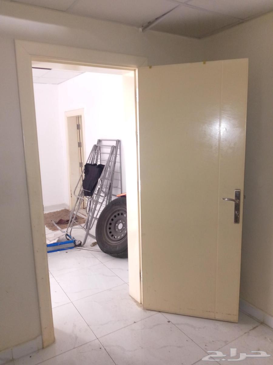 ابواب خشب نظيفه جدا64498646583811110