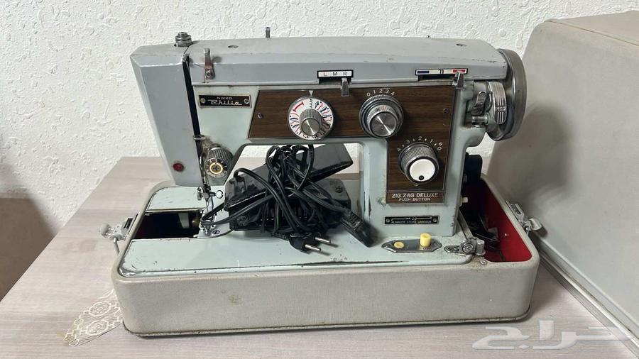 مكينة خياطه ماركة zig zag مستعمله64497096250242112