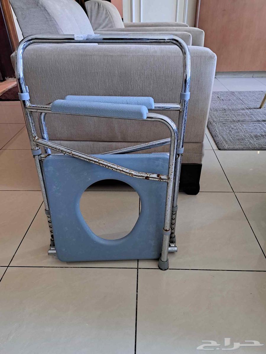 كرسي حمام لذوي الهمم- استخدام 8 شهور و نضيف64495172985985112