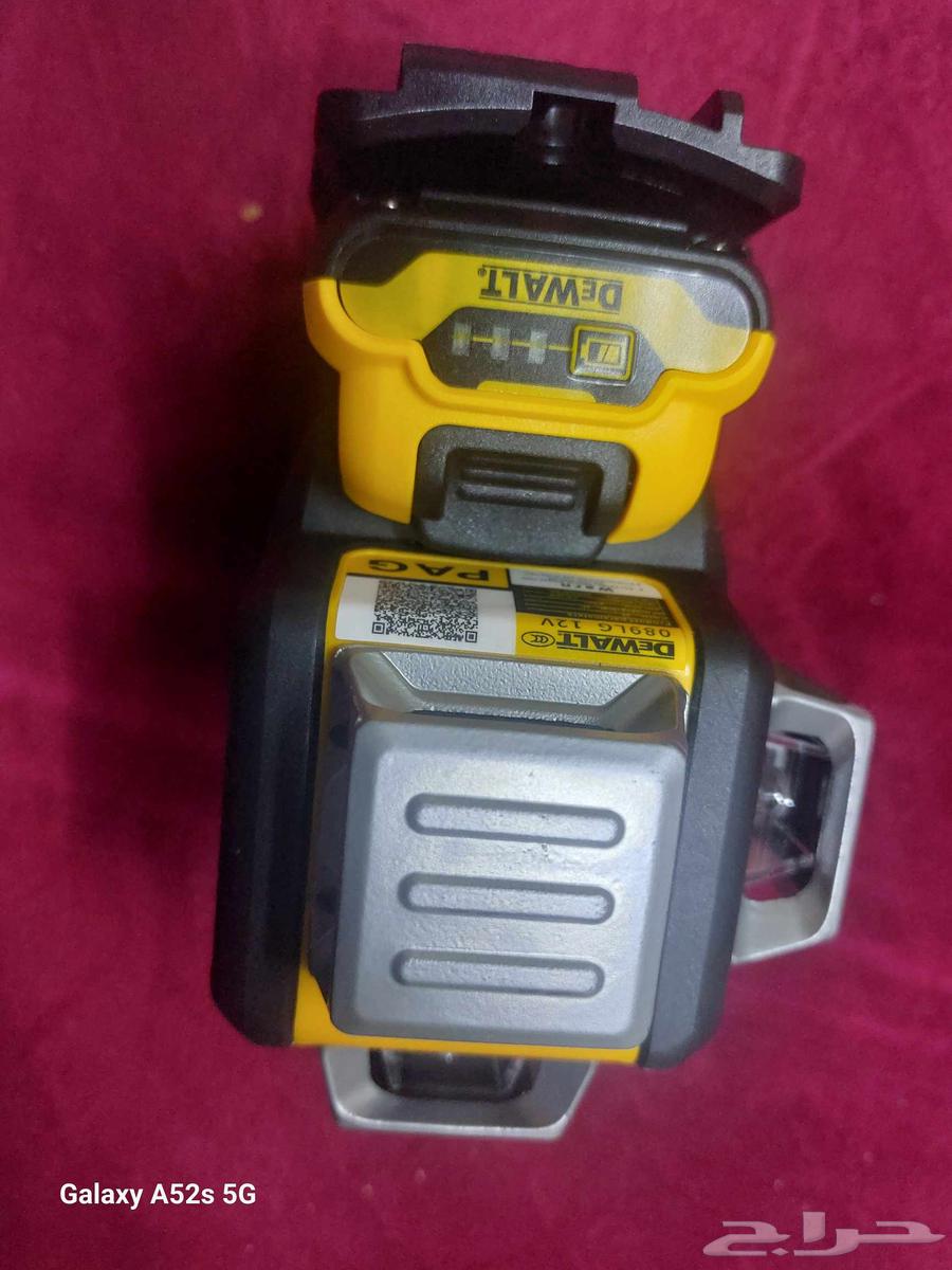 ميزان ليزر بوش وديوالت 12 خط64496806310529112