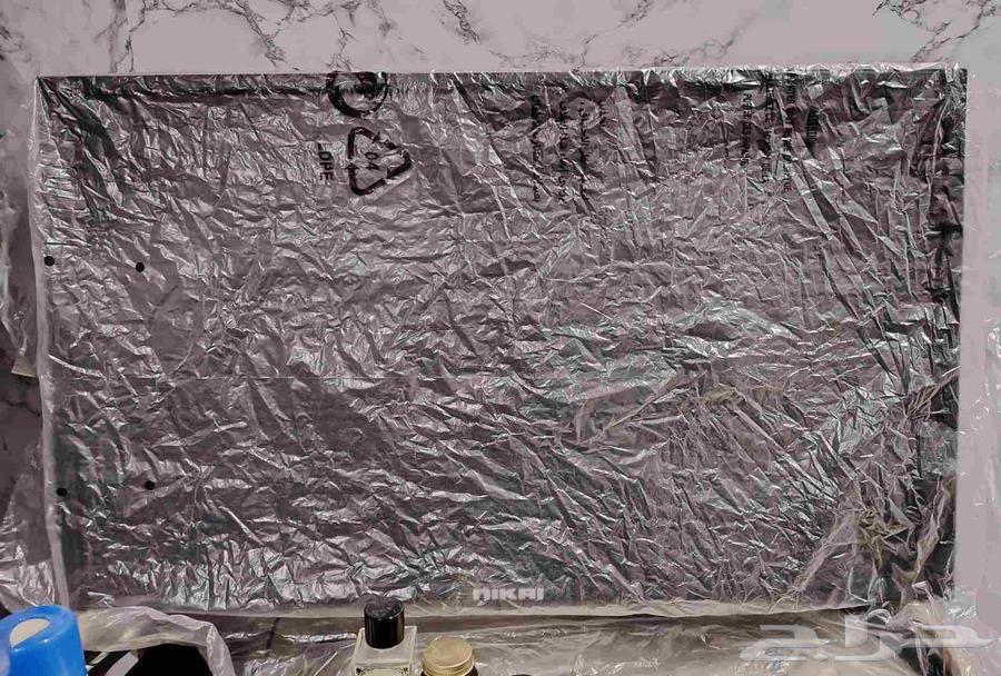 شاشة نيكاي بأكياسها 32 بوصة بأكياسها وعدد 2 ريسيفر64499731114241114