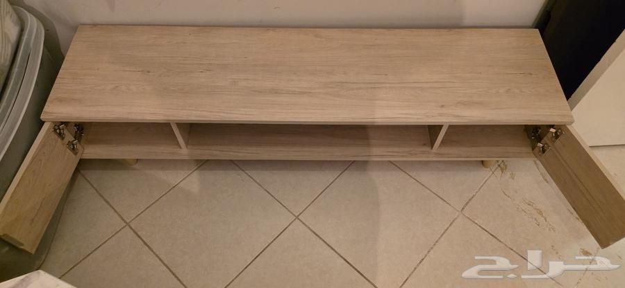 Three pieces (bed, center table, screen table) for 400 negotiable64500477169411110