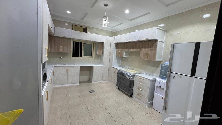 Fully equipped 3-story and 2-story kitchen, customizable according to requirements64619742226562110