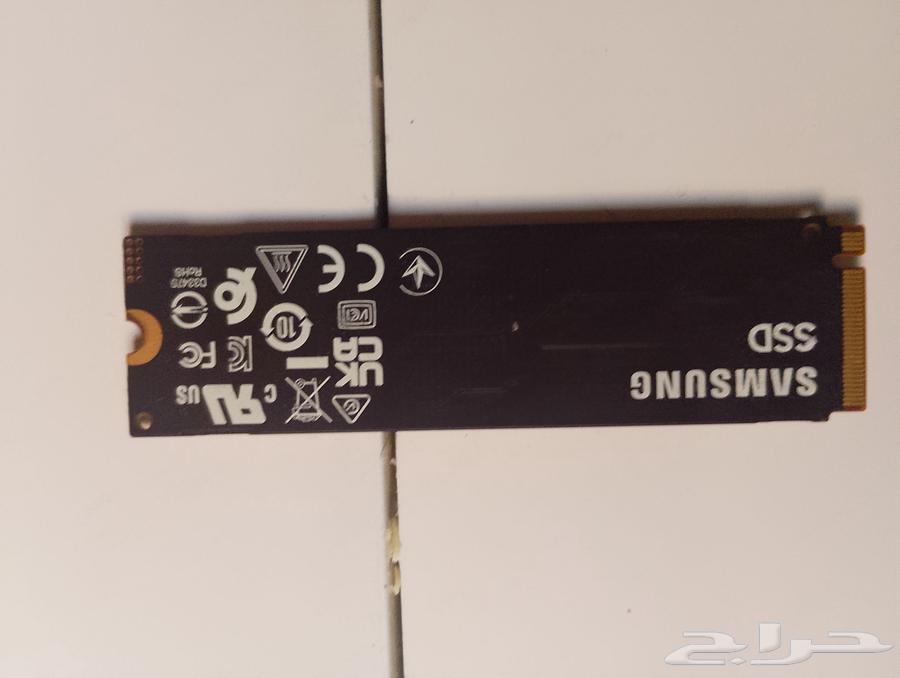 NVME SSD with adapter64498173240963110