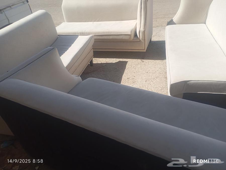 السلام عليكم كنب للبيع مقاس مترين نظيف على السوم64496571944577110