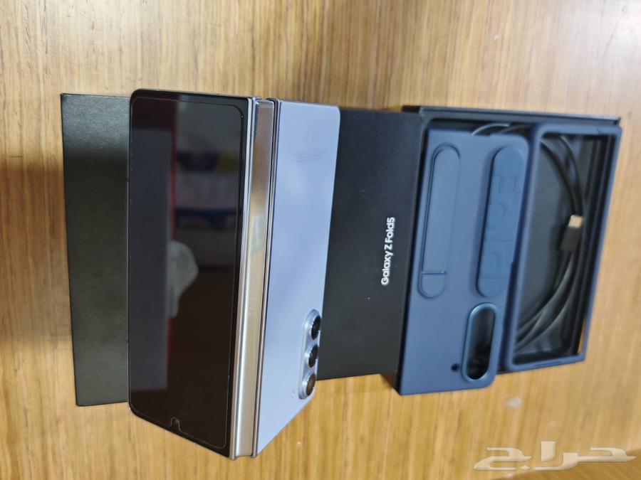 Samsung Fold 5 in new condition 512 RAM 1264497290134529112