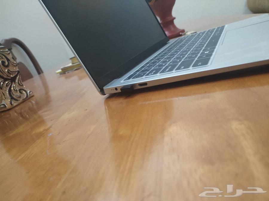 لابتوب64496296269186112