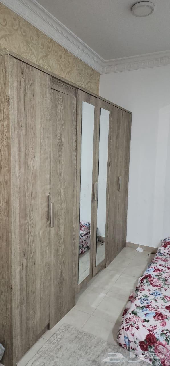 تلاجة ومكتبين وكنبتين ايكيا ودولاب كبير وسرير 160 وسرير 80 و64501007395202113