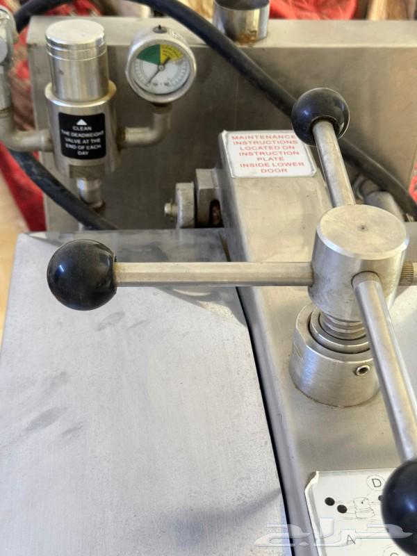 اغراض تصفيه مطعم بحاله جيده جدا64497248875393114