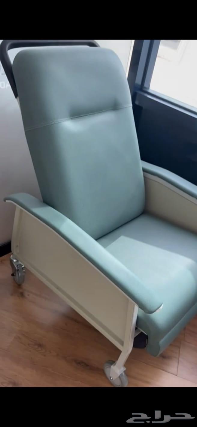 َادوات مختبر طبي شبه جديدة64495940851329112