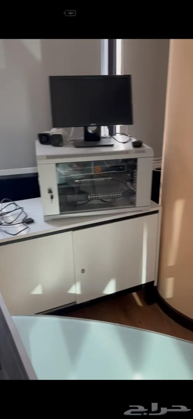 َادوات مختبر طبي شبه جديدة64495940851329114