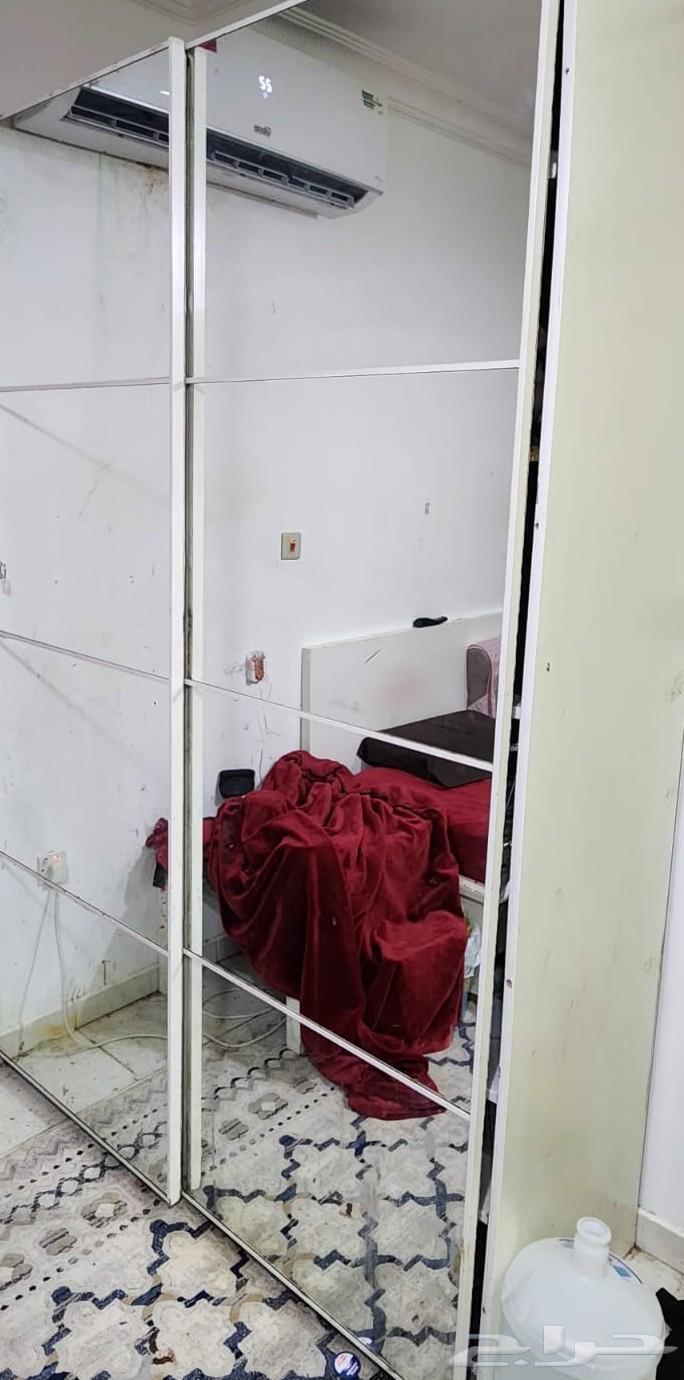 تلاجة ومكتبين وكنبتين ايكيا ودولاب كبير وسرير 160 وسرير 80 و64501007395202114