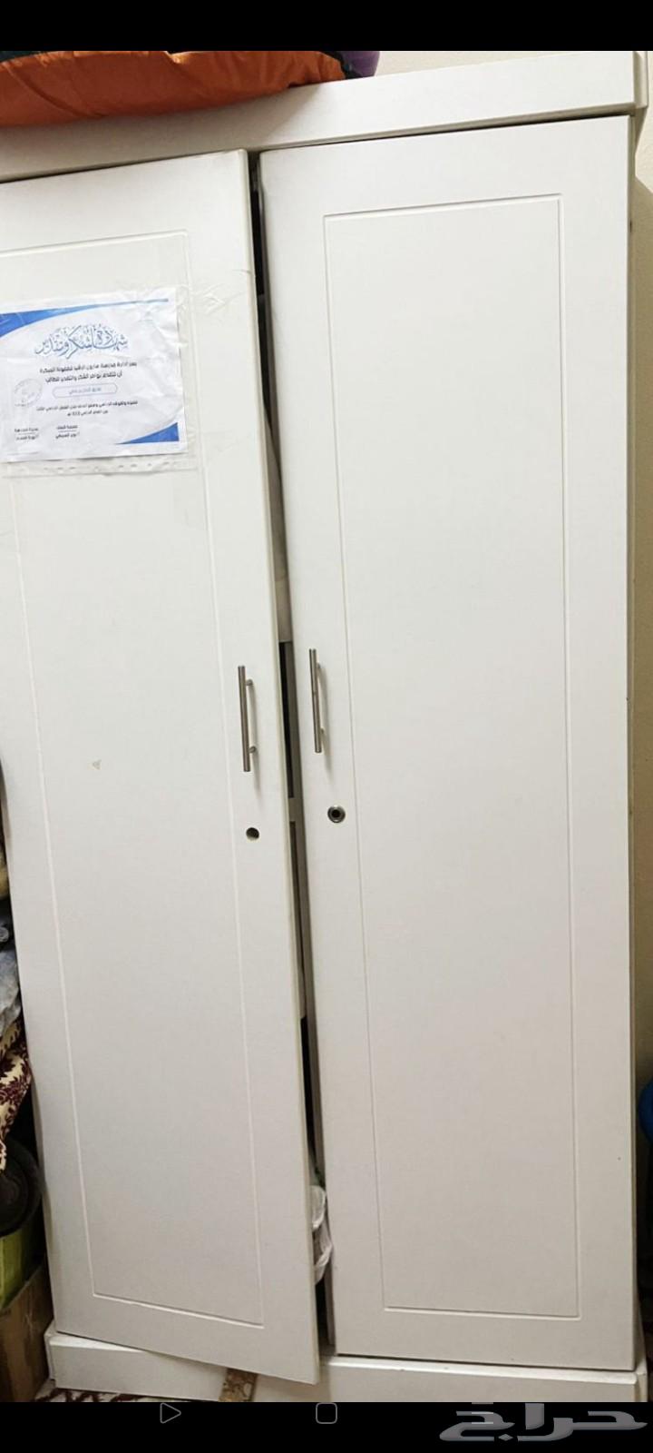 للبيع 2 سرير اطفال معا ادولاب و 2 مراتب جديده بكياسها64501700856193111