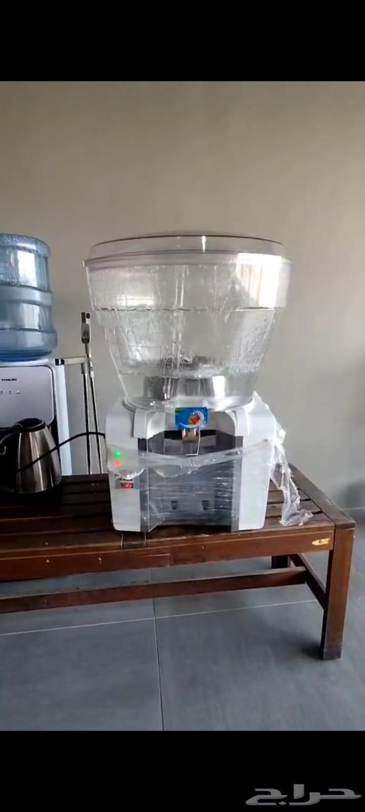 مكينة تبريد عصير كبيره شبه جديد  خلاط عصير شبه جديد64499563315585111