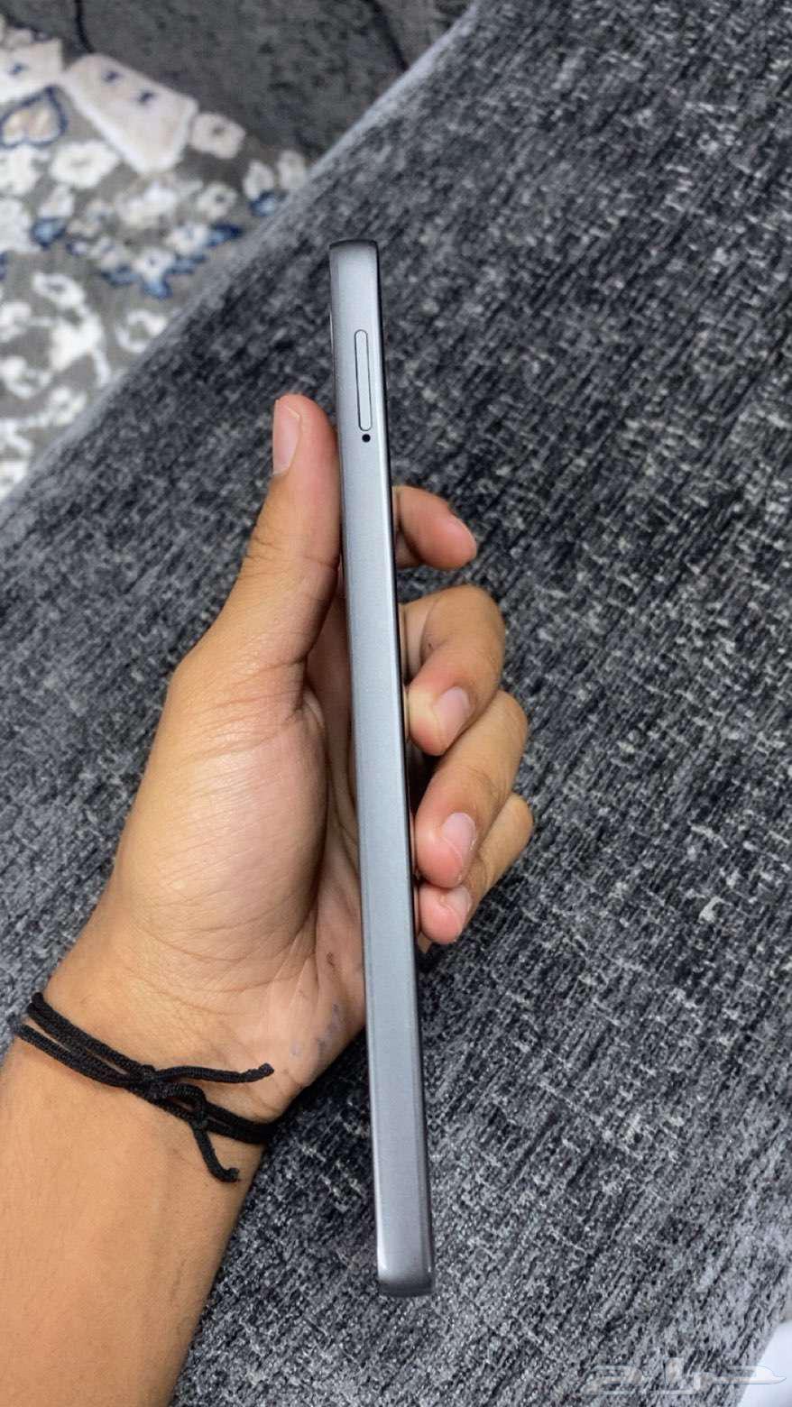 Latest model Motorola Spark mobile phone64495036586241112