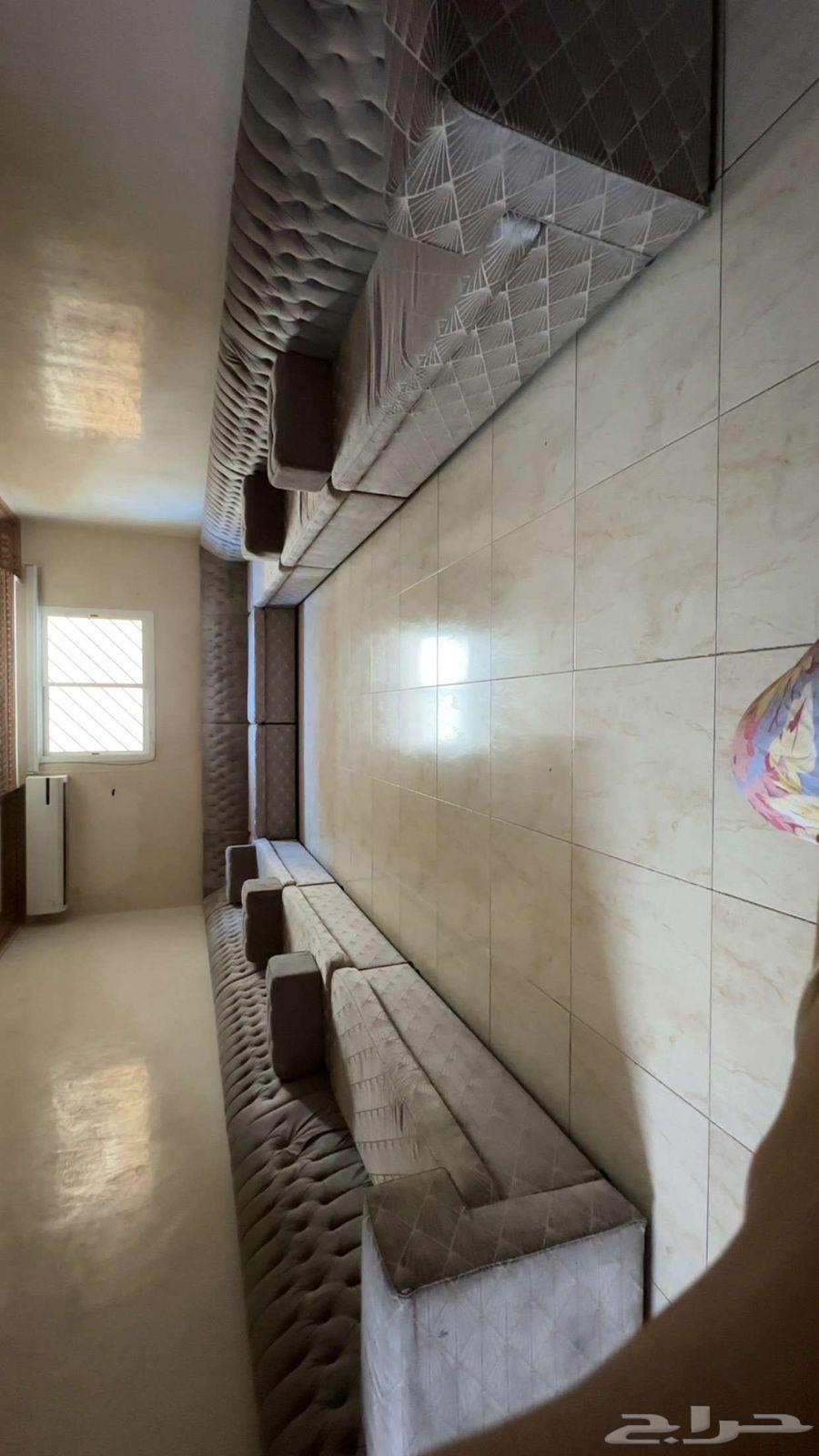 كنب نظيف للبيع64502775939585111