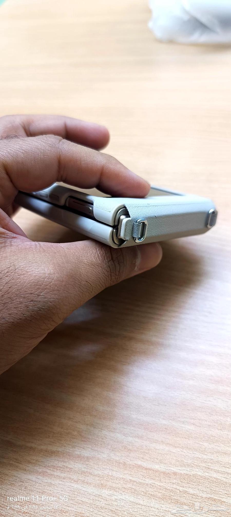 Motorola Razr 5064495996089090113