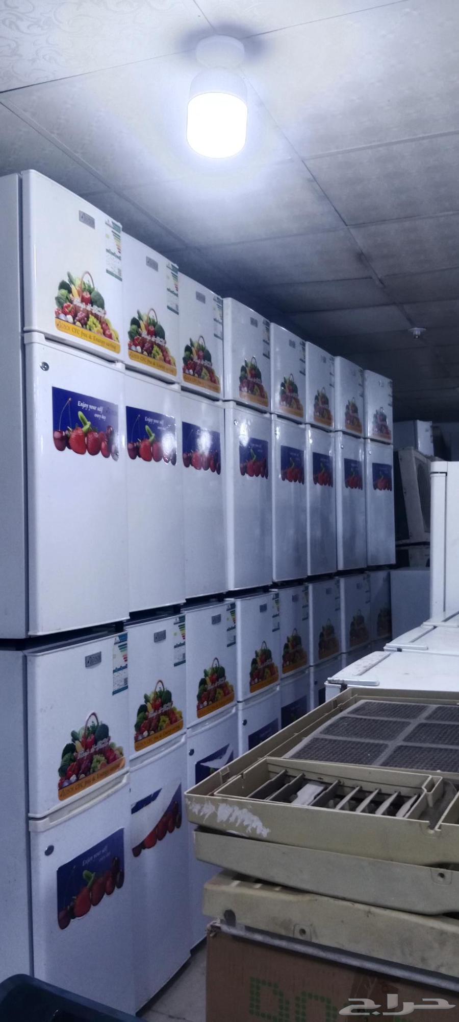 ثلاجات دبليوبكس بابين شبه جديد 5قدم للبيع64502214304130111