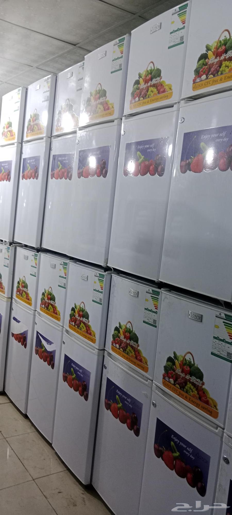 ثلاجات دبليوبكس بابين شبه جديد 5قدم للبيع64502214304130113