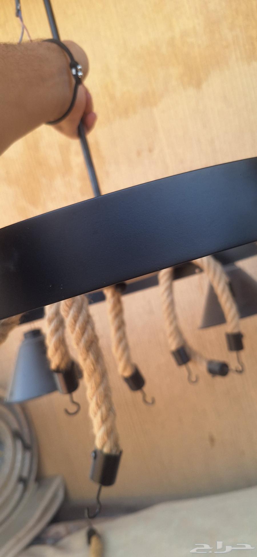 Chandelier used for only 5 months64498522642307110