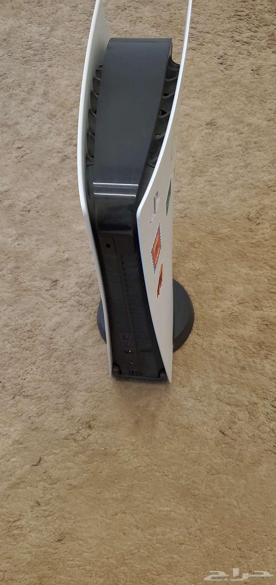 PlayStation 5 Disc with Controller64495624582401113