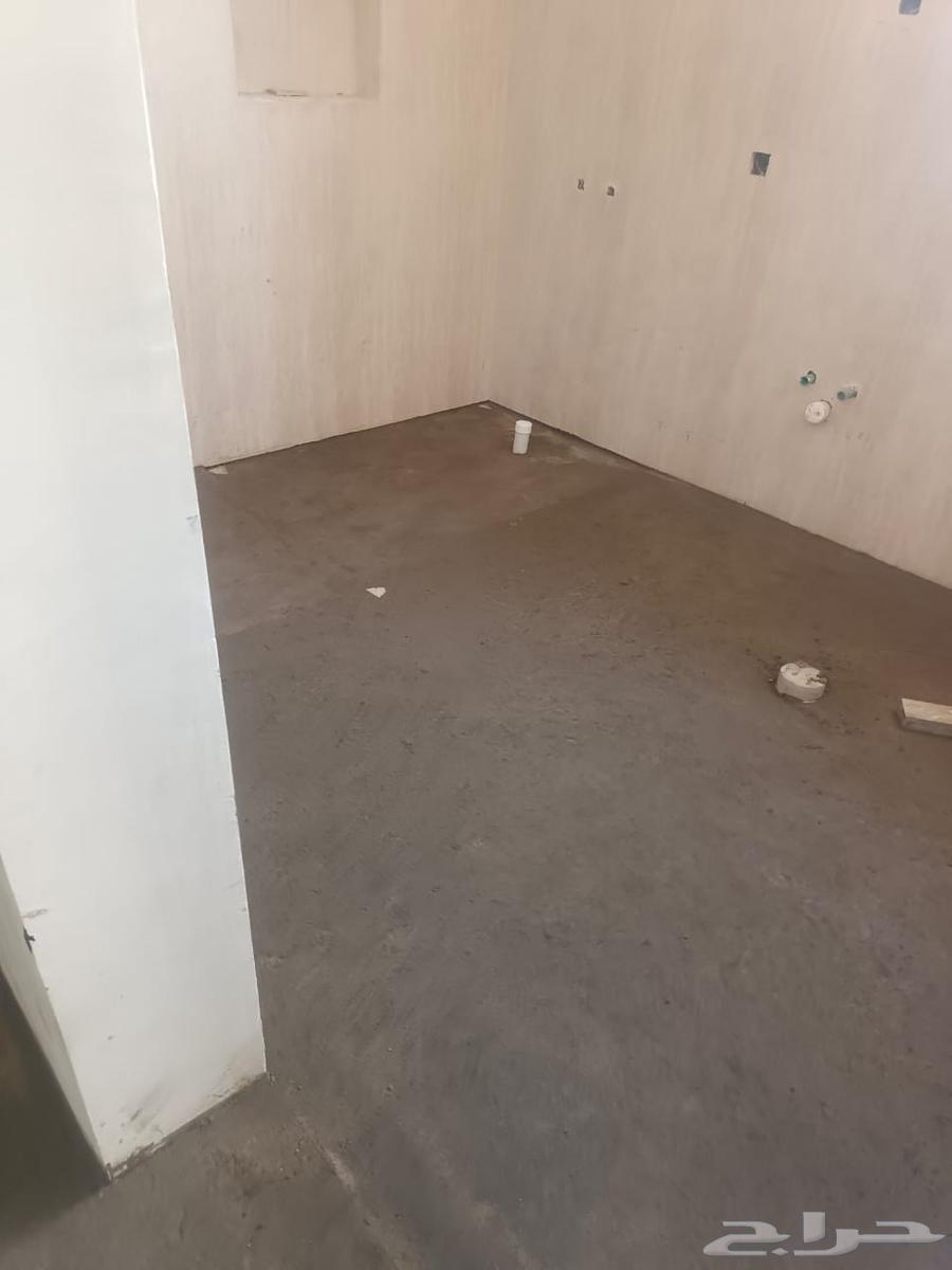 معلم بلاط64147819316739111