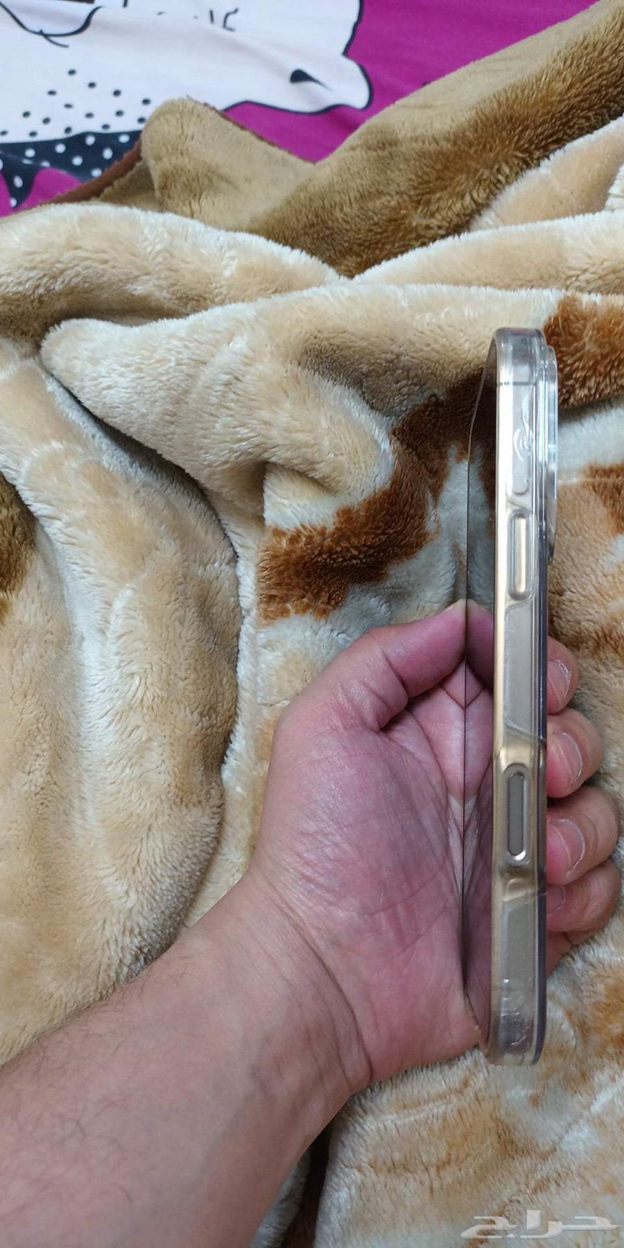 ايفون 16 بروماكس شبه جديد 256 جيجا بطاريه 10064502556539267111