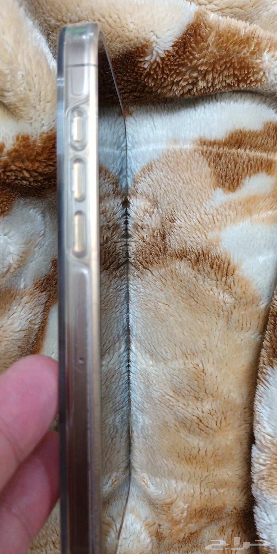 ايفون 16 بروماكس شبه جديد 256 جيجا بطاريه 10064502556539267112