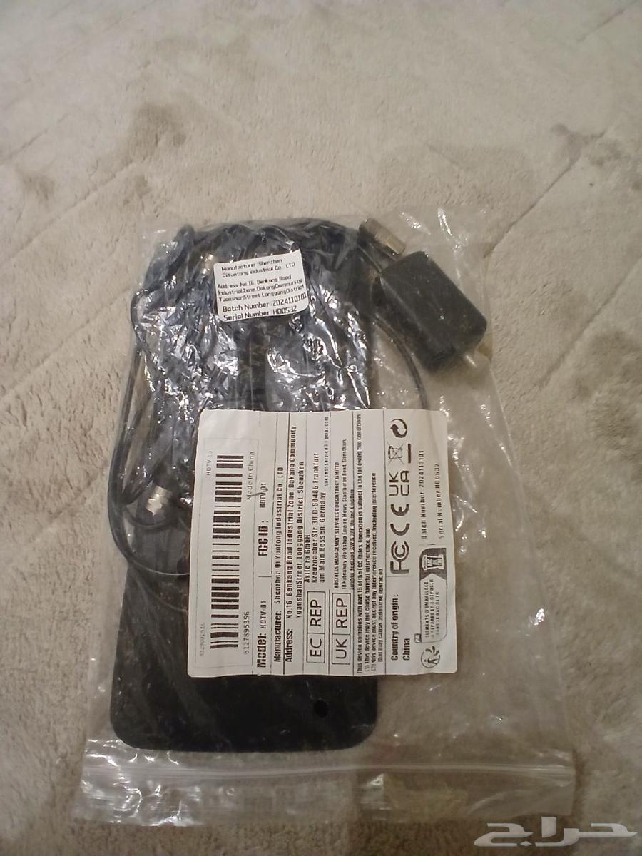 New unused TV signal receiver and a small camera64501952247554111