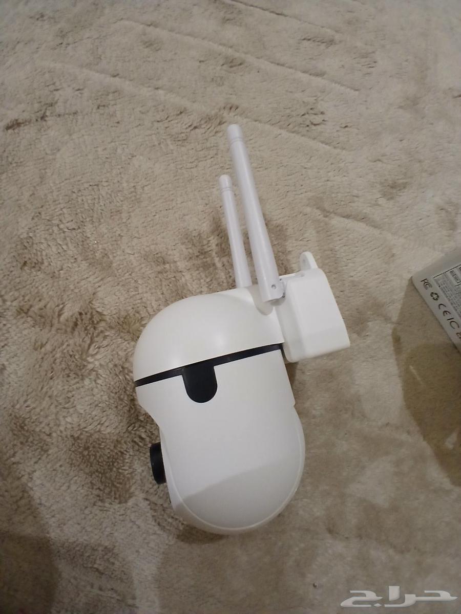 New unused TV signal receiver and a small camera64501952247554114