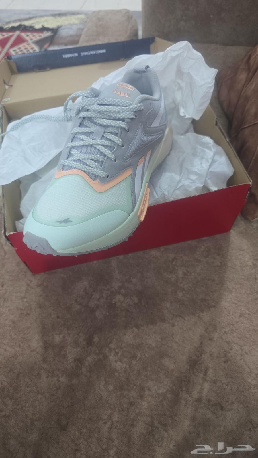 بوت براند ريبوك جديد..مقاس 41 ..سبب البيع المقاس مو مناسب64510789259393112