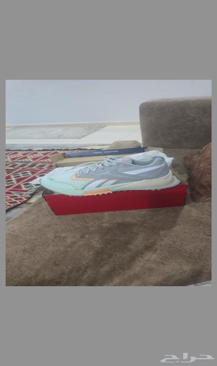 بوت براند ريبوك جديد..مقاس 41 ..سبب البيع المقاس مو مناسب64510789259393111