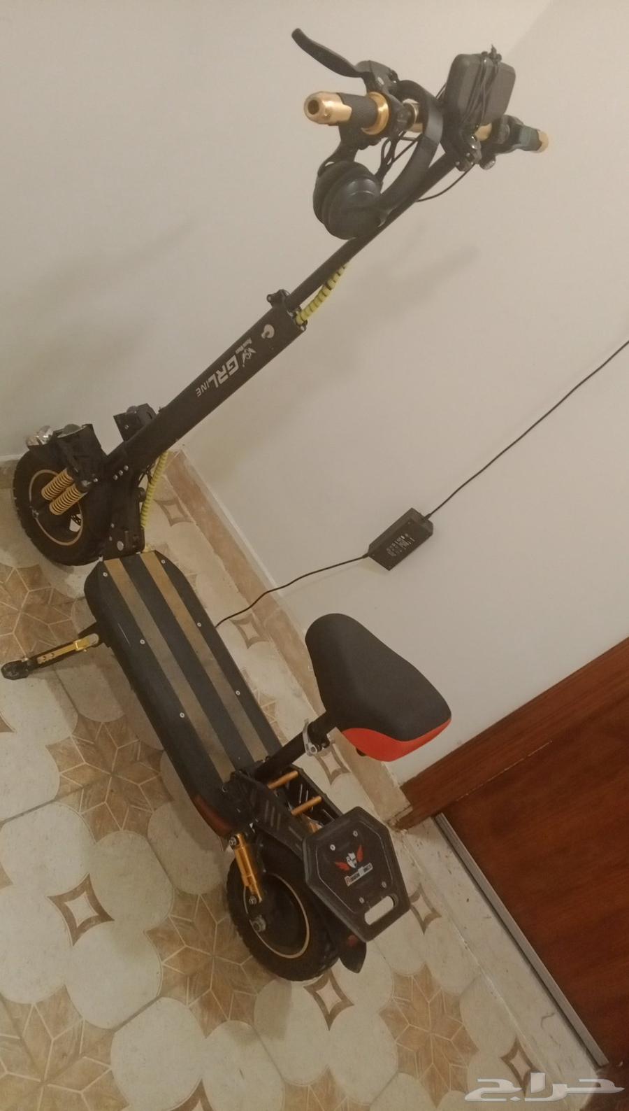 اسكوتر كهربائي للبيع64505660567041110