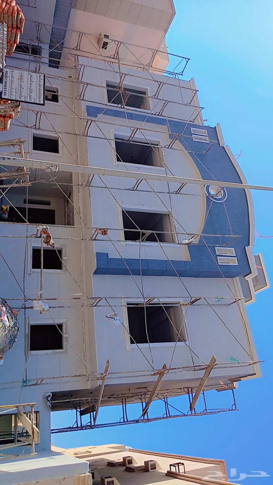 Graphite and marble cutting technician64407656588547112