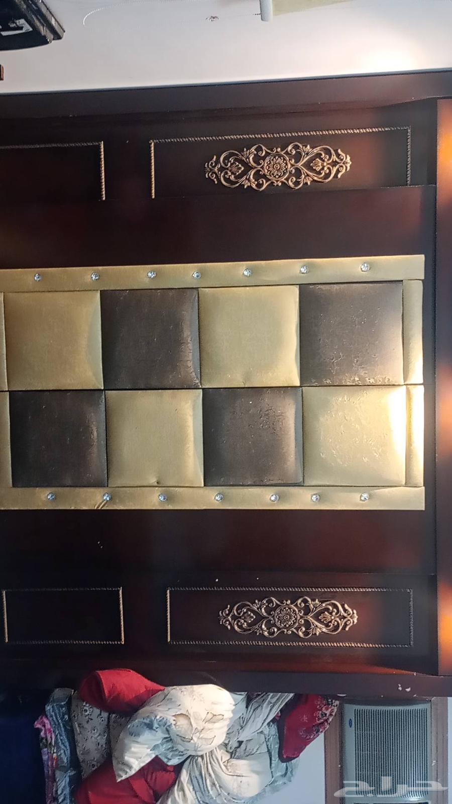 الدولاب نظيف جدا قابله للتفاوض البنيه ب 600 ريال64504530977282110