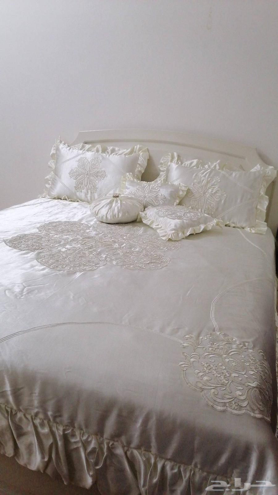 لحاف نفرين تركي ملكي عرايسي تم شرائه ب 1300 ريال64509757130370113