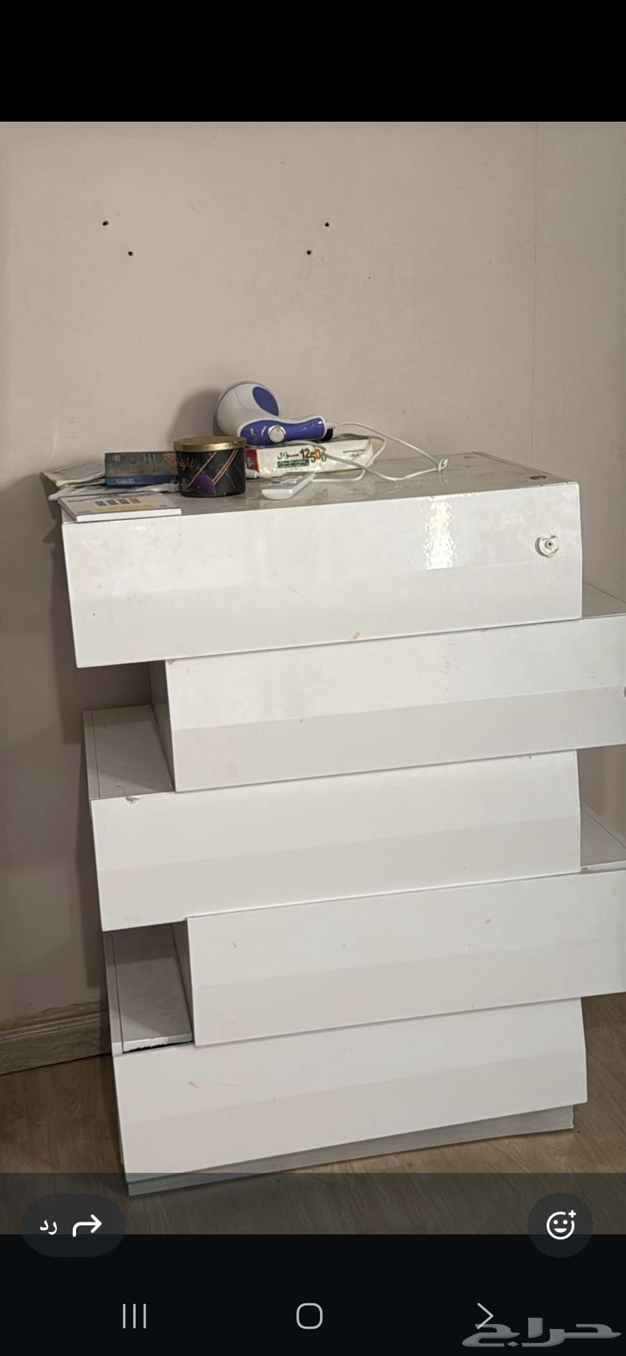 Closets and handles for sale64505847298947113