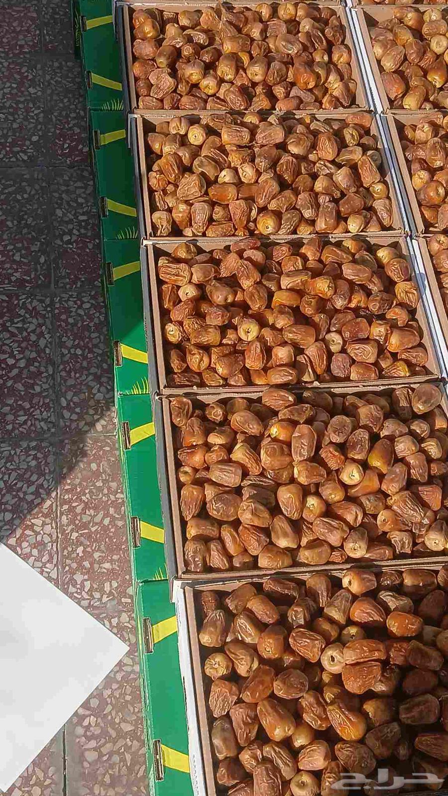 تمر تمور فاخرة توصيل لجميع مناطق المملكه وخارجها64504736425857110