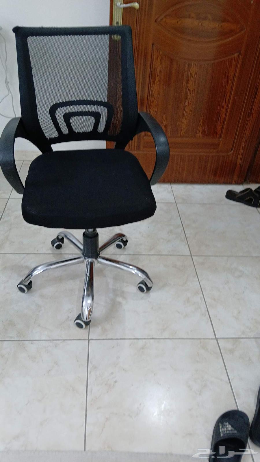 اتنين كرسبي دوار للبيع64506633894529111