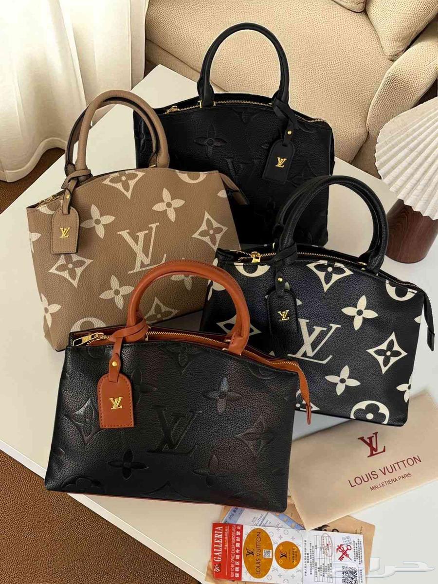 شنط ماركه درجة اولى طبق الاصل64505951260803110