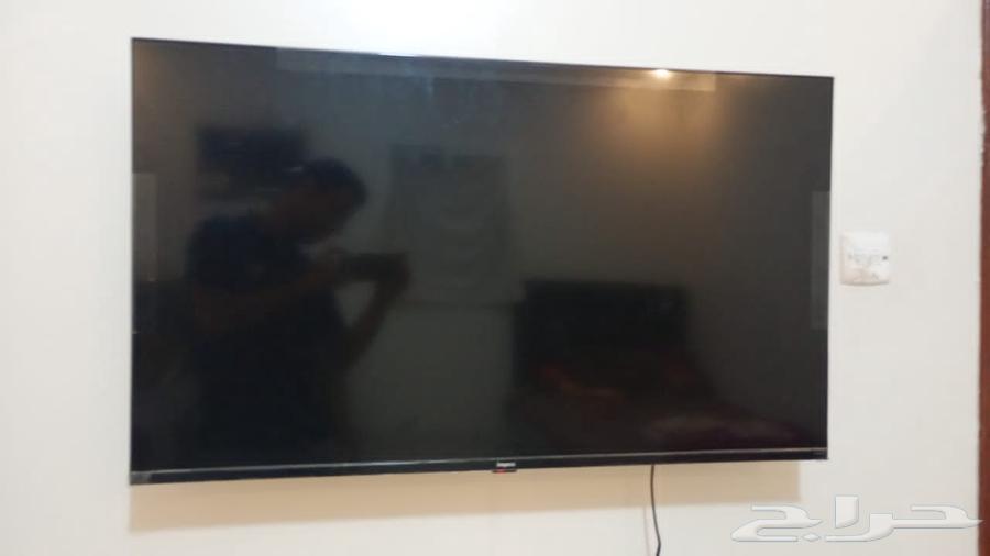 WiFi screen for sale, very clean used, contact via WhatsApp64503404392067110