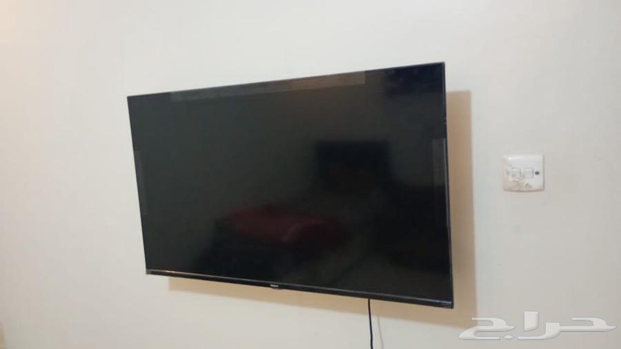 WiFi screen for sale, very clean used, contact via WhatsApp64503404392067111