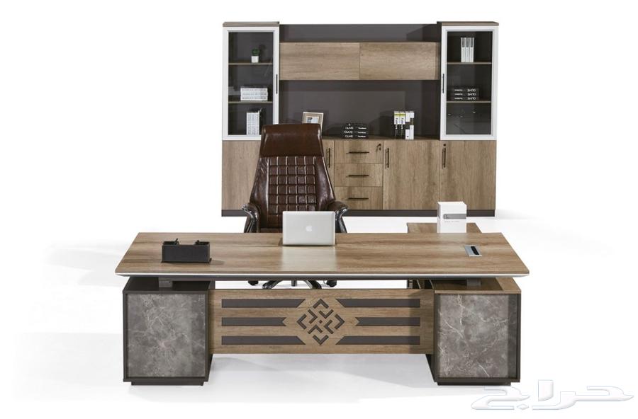 طقم مكتب مدير عصري ومقاعد للموظفين64508103134339110