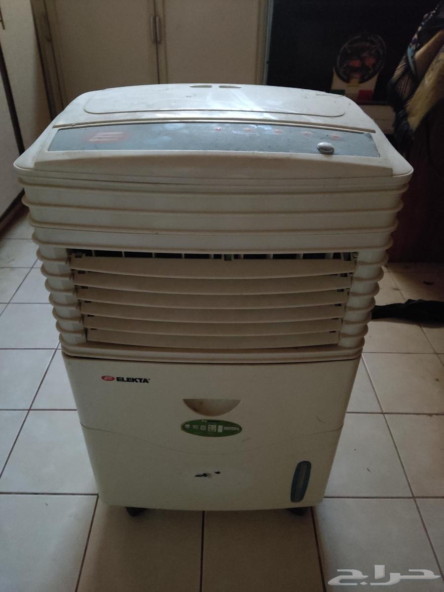 Working and clean air conditioner64507068005506110