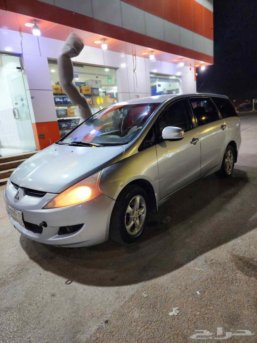 مستبيشي قراندز 2010 فحص جديد استمارة جديد64509927384322113