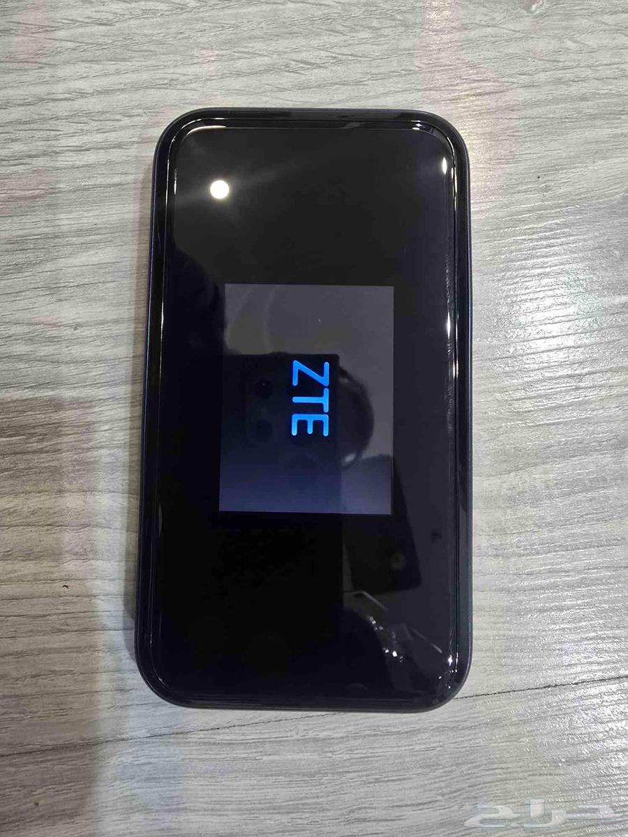 ZTE 5001 Portable Router 4500 Battery for All Networks64508705528577110