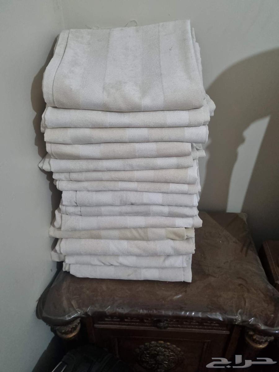 Turkish curtain measuring 120 by 240, excellent quality, each one 15 riyals64506619989507111