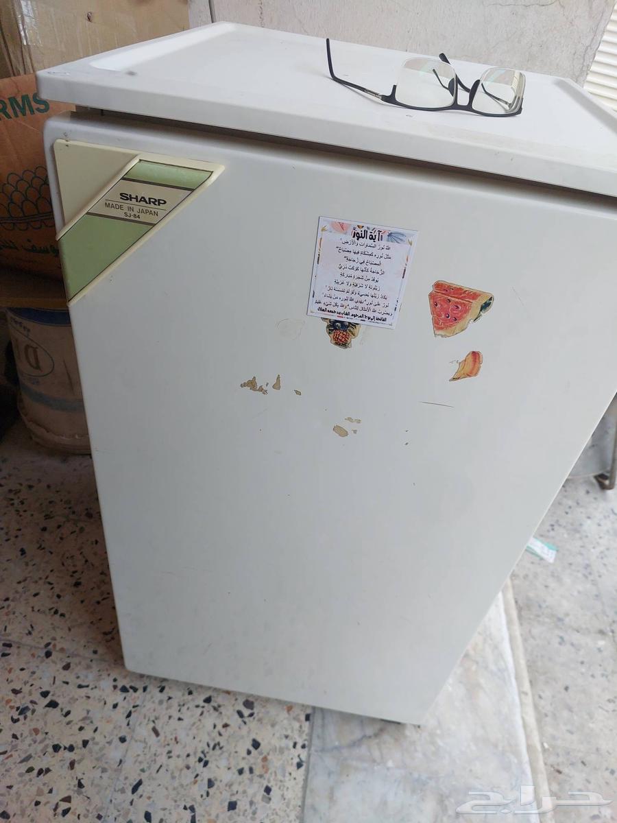 Japanese Sharp brand mini refrigerator, 110 electricity line and can work on 22064505921849858111